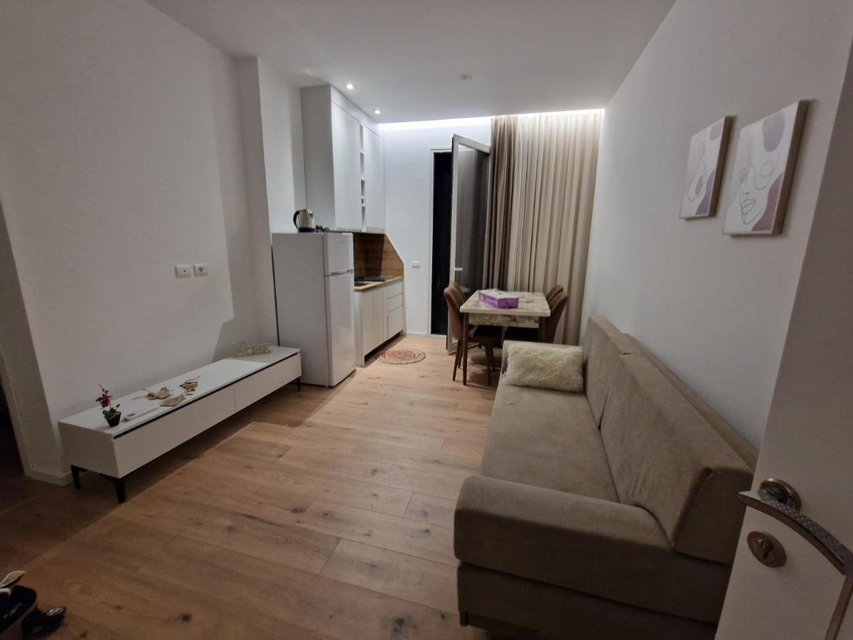 Jd Villa Vlorë Екстериор снимка
